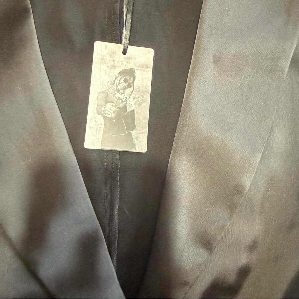 Sincerely Jules NEW WITH TAGS Women’s Blazer faux pockets silky black Sz Medium - Picture 6 of 9